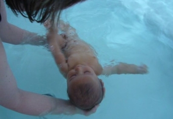 plaváním dítěte Hlubočepy